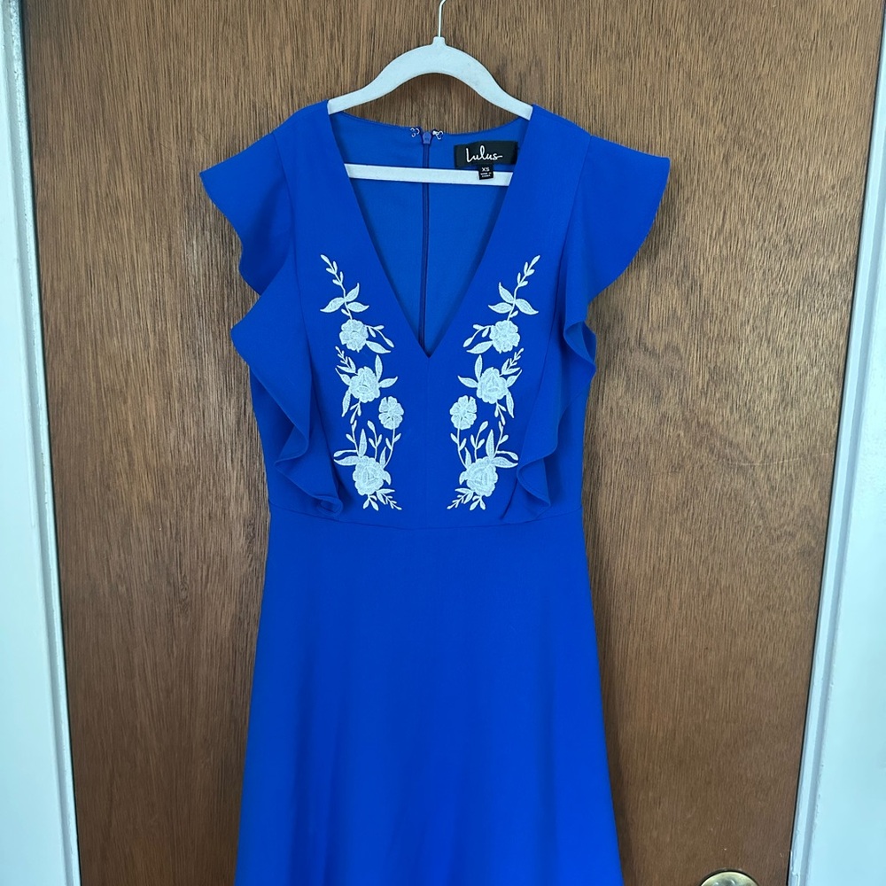 Lulu's Blue V-Neck Cap Sleeve Midi Dress